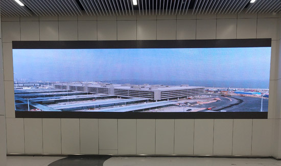 港珠澳大桥—珠澳口岸澳门49码官网(中国)有限公司LED大屏幕的守望