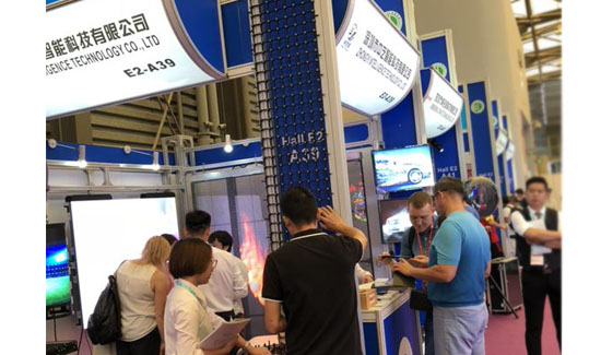 澳门49码官网(中国)有限公司LED显示屏惊艳亮相2018上海LED展